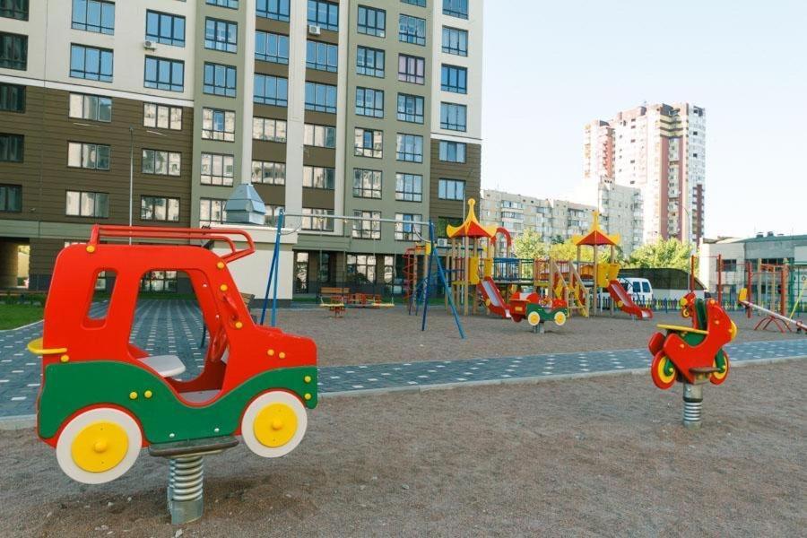Видовая На 25 Этаже Kiev Exterior foto